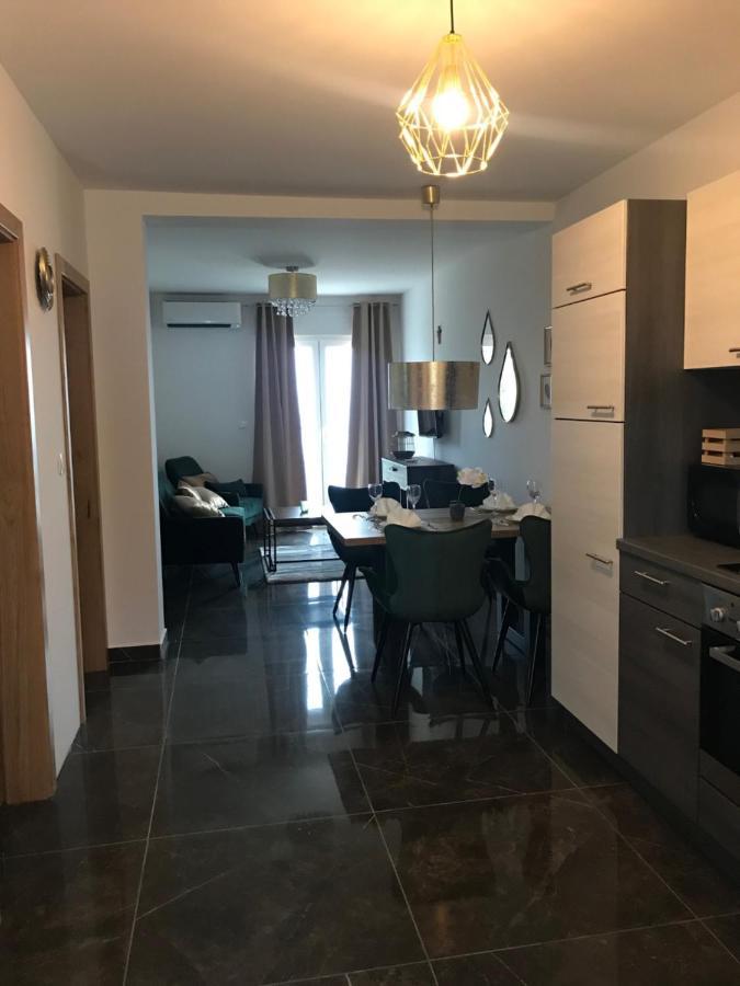 Lovransko Blago Apartment Lovran